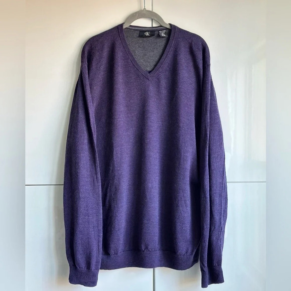 Mens Extra Fine Merino Wool V-Neck Sweater Purple/Plum/Eggplant CK Calvin Klein - Picture 2 of 6